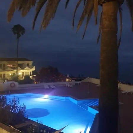 Madre Tierra Puerto de la Madera